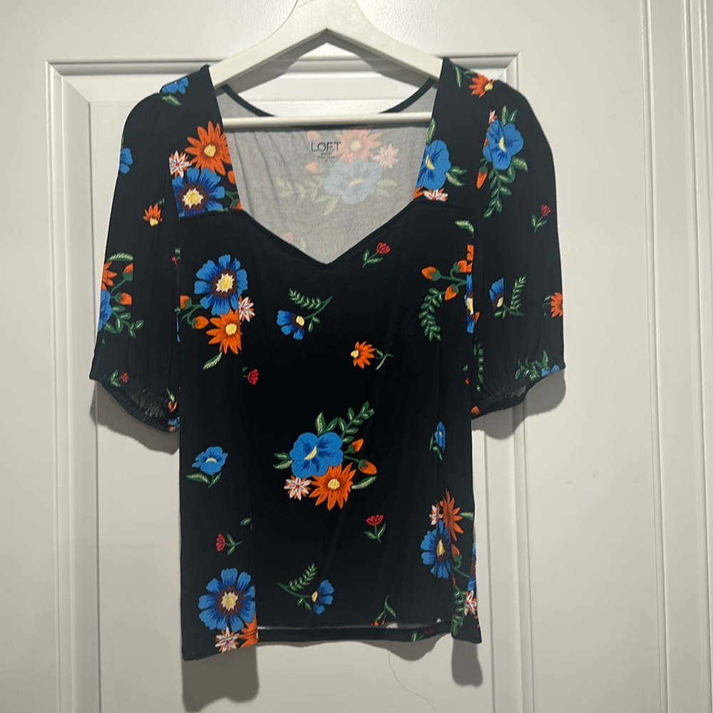 Women’s floral shirt